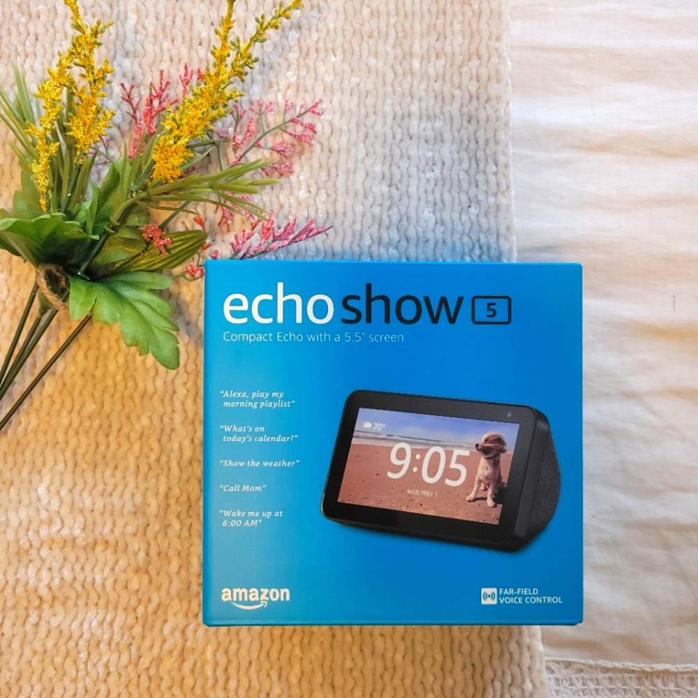 NEW Echo Show 5 (Compact Echo with a 5.5" screen)